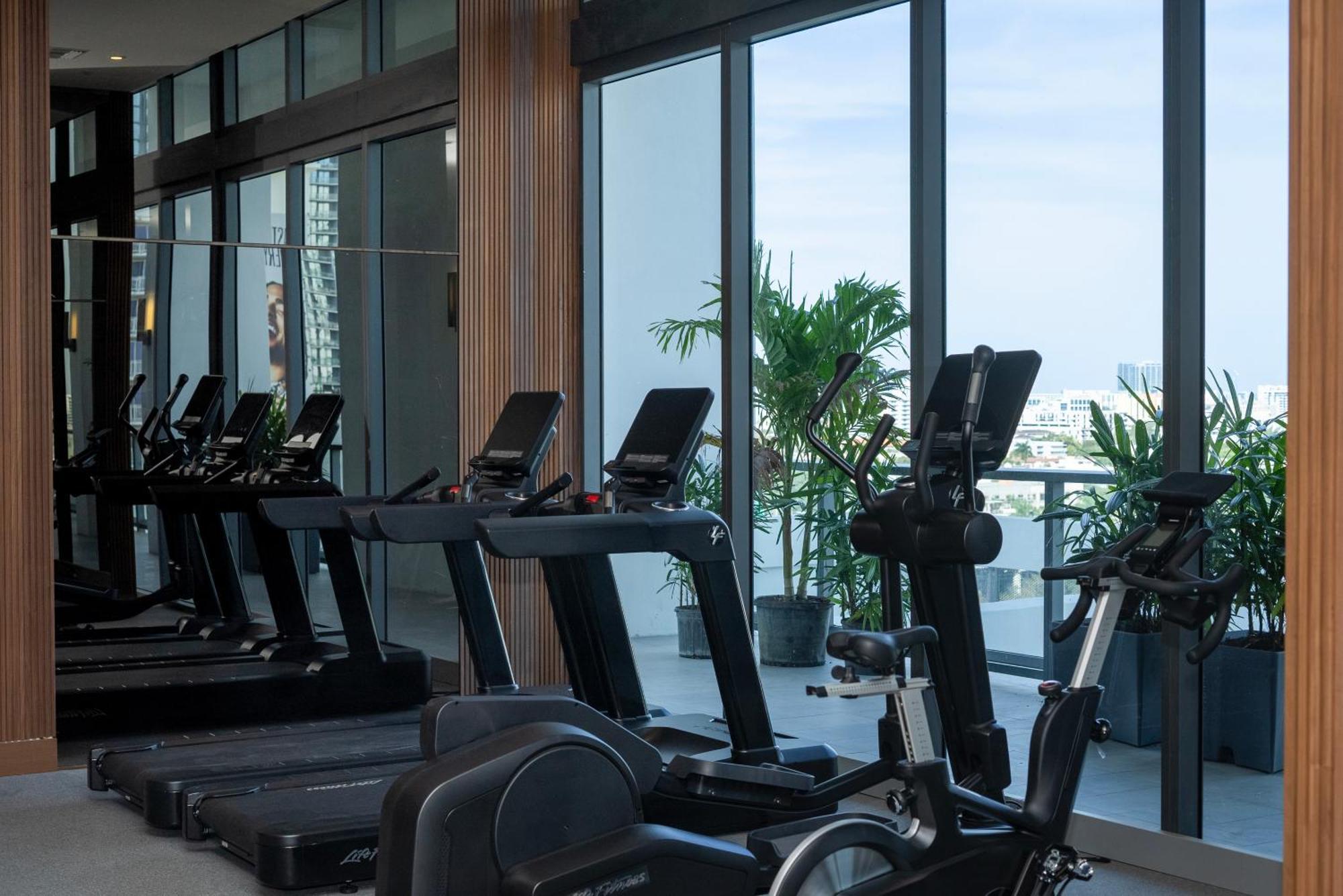 Smart Brickell Hotel ไมอามี ภายนอก รูปภาพ